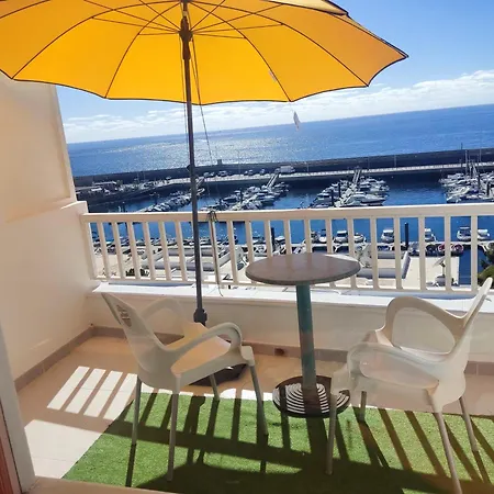 Vistas Al Mar 2 아파트 *